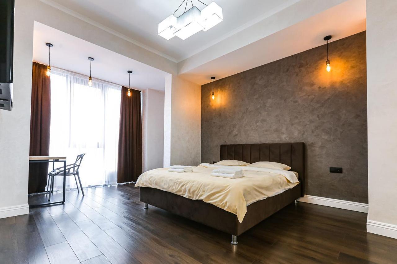 Double Skyhouse Exclusive Apartments Κισινάου Εξωτερικό φωτογραφία