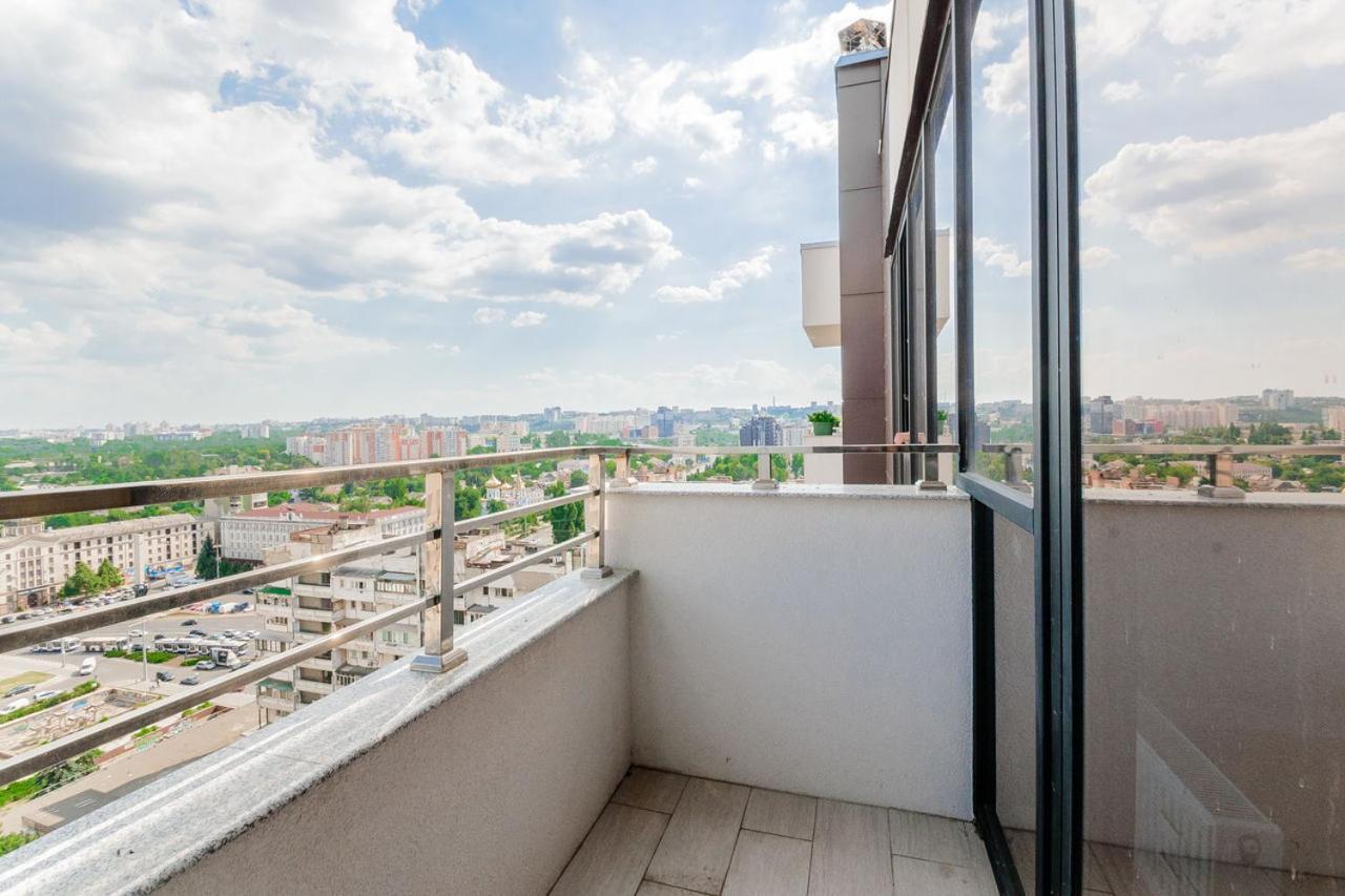 Double Skyhouse Exclusive Apartments Κισινάου Εξωτερικό φωτογραφία
