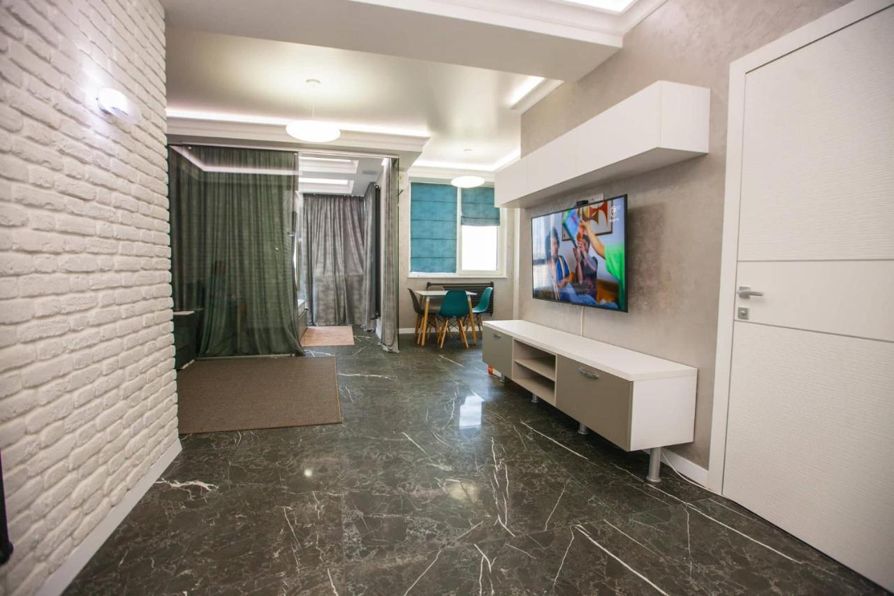 Double Skyhouse Exclusive Apartments Κισινάου Εξωτερικό φωτογραφία