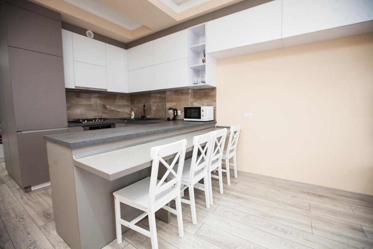 Double Skyhouse Exclusive Apartments Κισινάου Εξωτερικό φωτογραφία