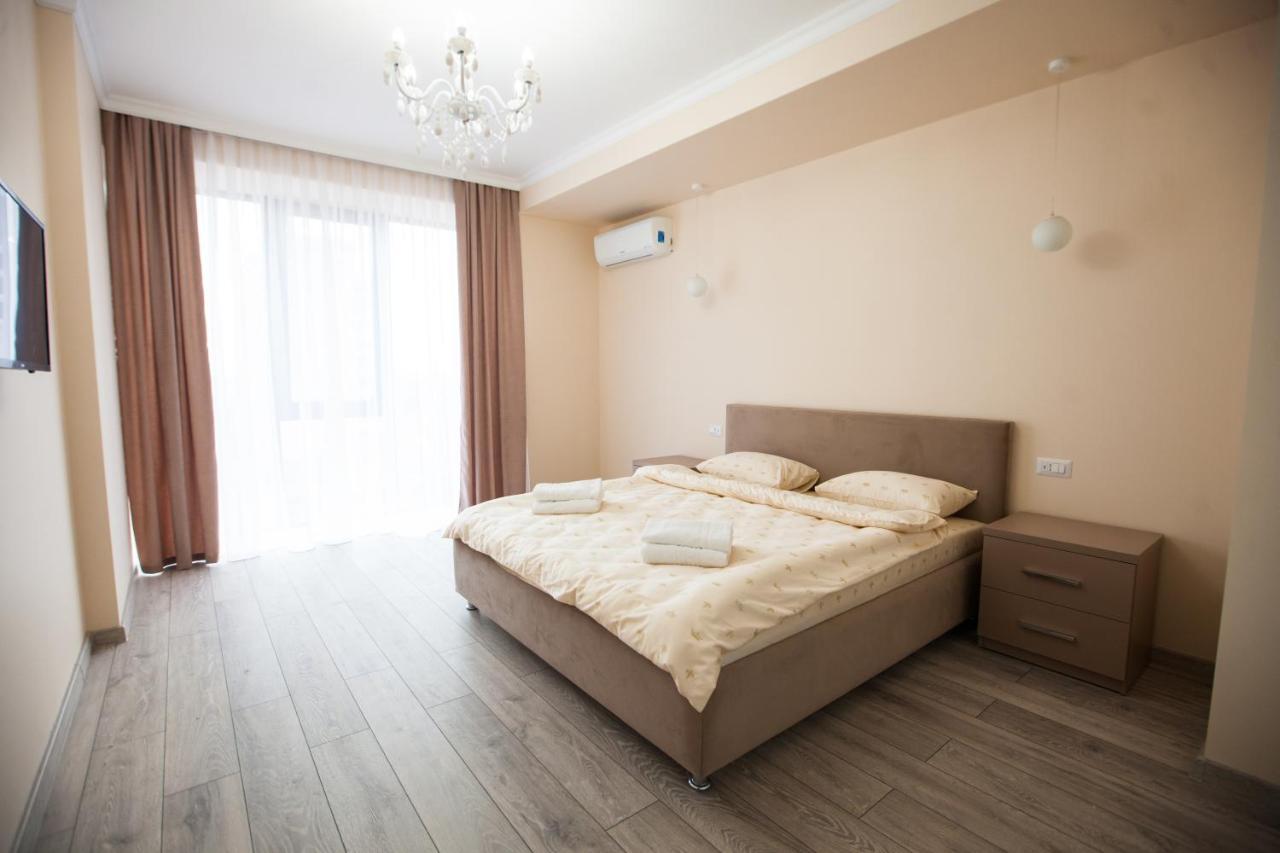 Double Skyhouse Exclusive Apartments Κισινάου Εξωτερικό φωτογραφία