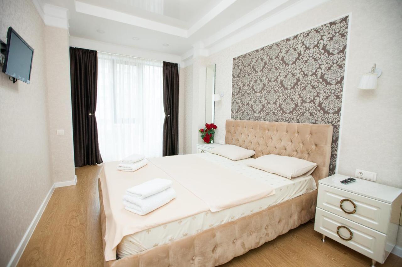 Double Skyhouse Exclusive Apartments Κισινάου Εξωτερικό φωτογραφία