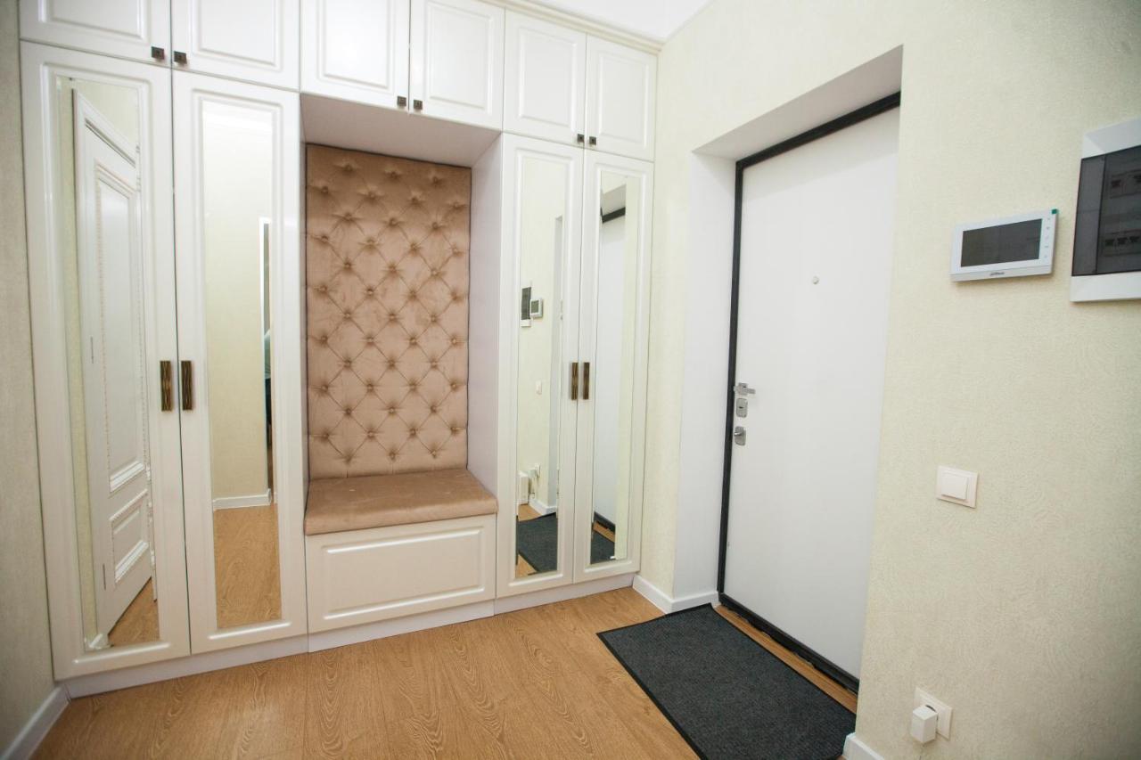 Double Skyhouse Exclusive Apartments Κισινάου Εξωτερικό φωτογραφία