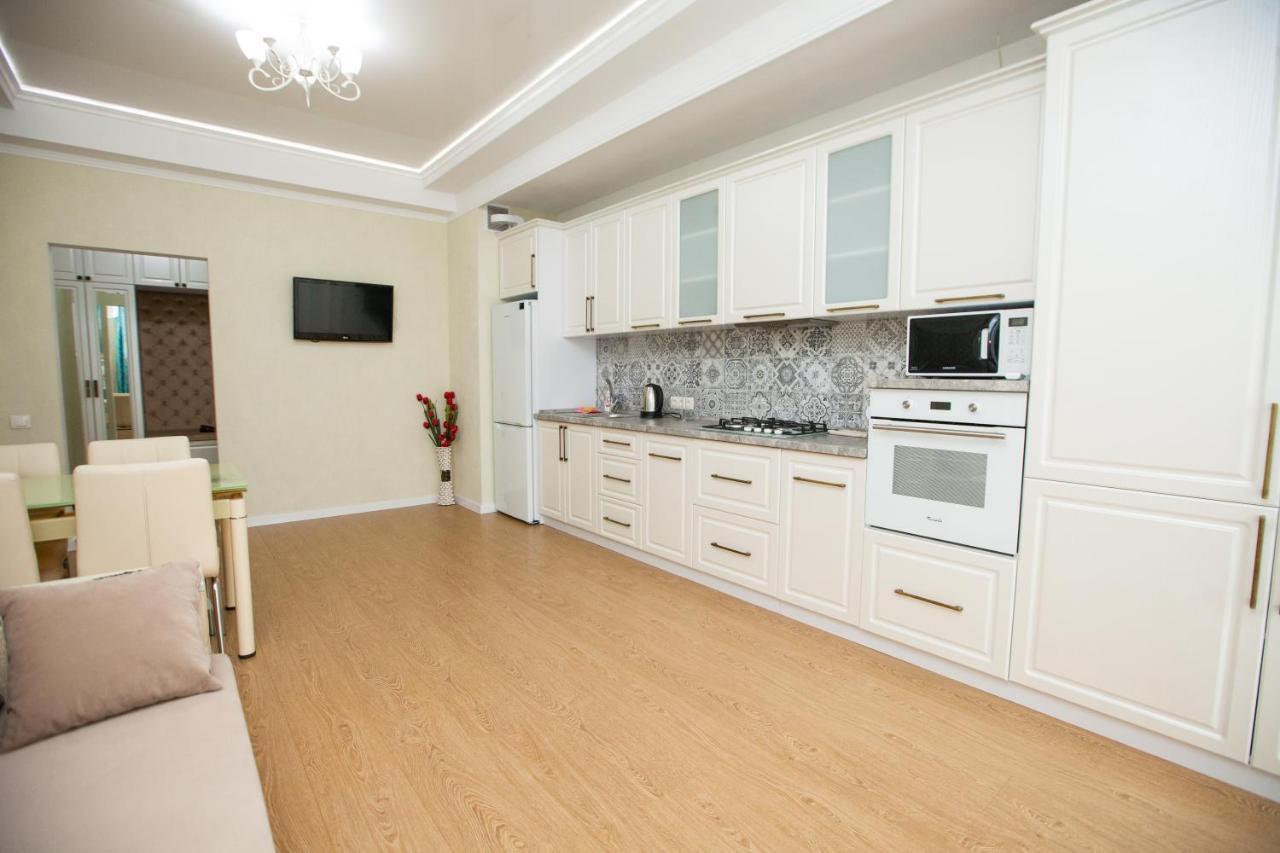Double Skyhouse Exclusive Apartments Κισινάου Εξωτερικό φωτογραφία