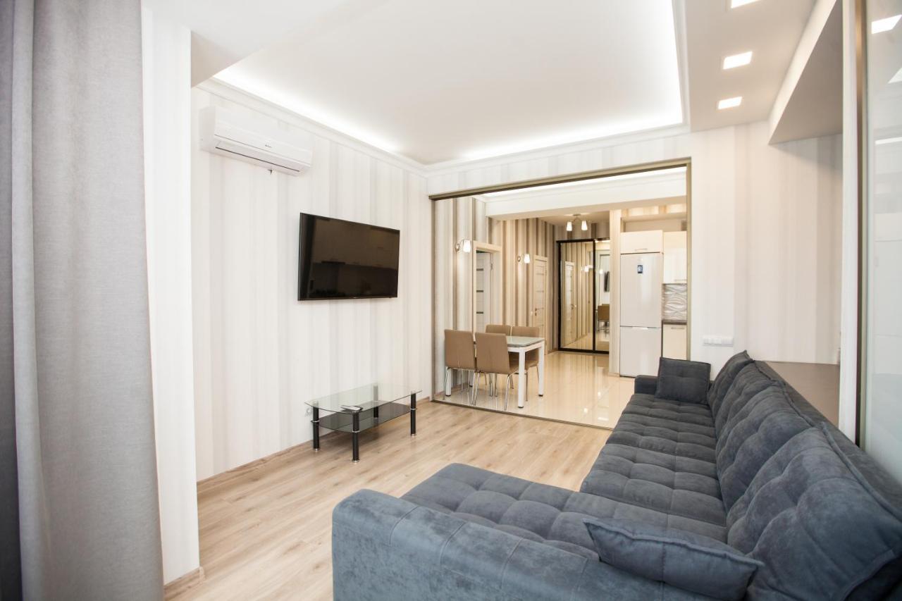 Double Skyhouse Exclusive Apartments Κισινάου Εξωτερικό φωτογραφία